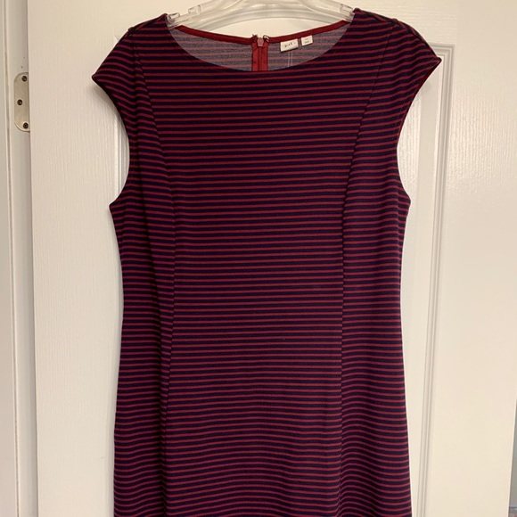 Ladies Gap dress - Picture 4 of 6